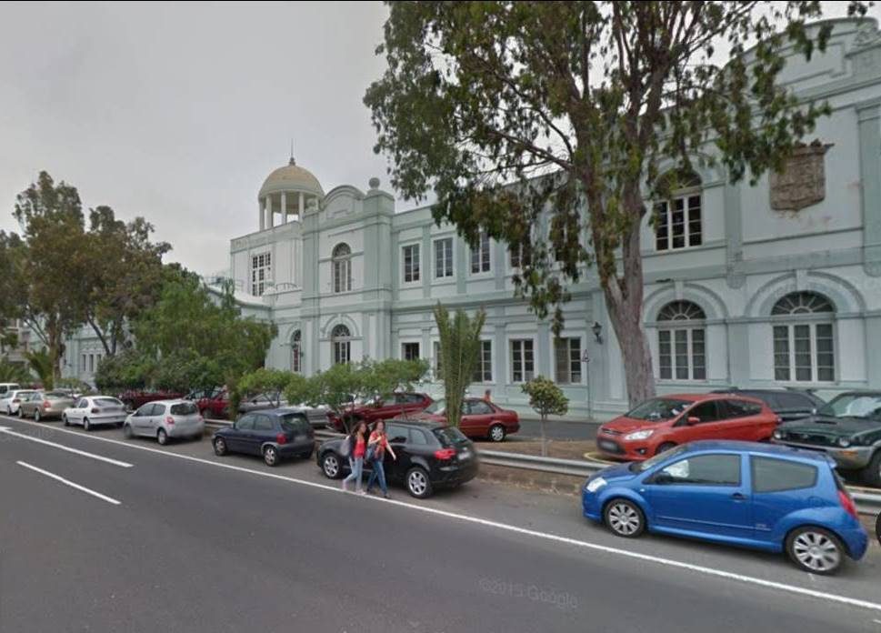 Hospital Militar Las Palmas (by Google Streetview) - 01.jpg